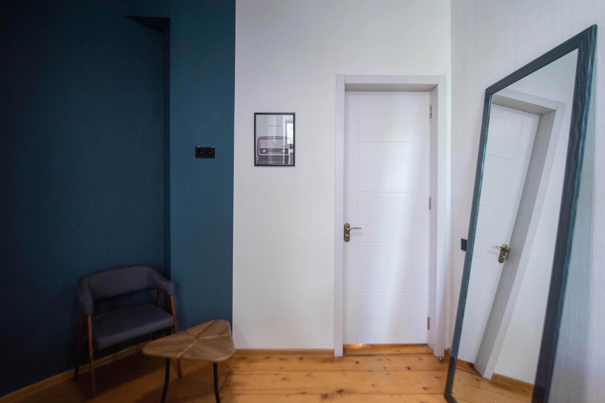 Gallery Hostel Tbilisi Exterior photo