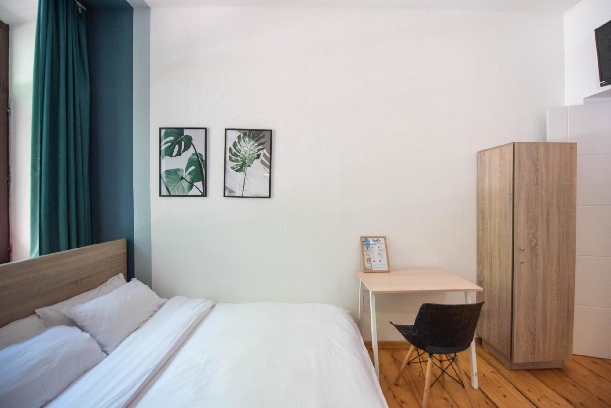 Gallery Hostel Tbilisi Exterior photo