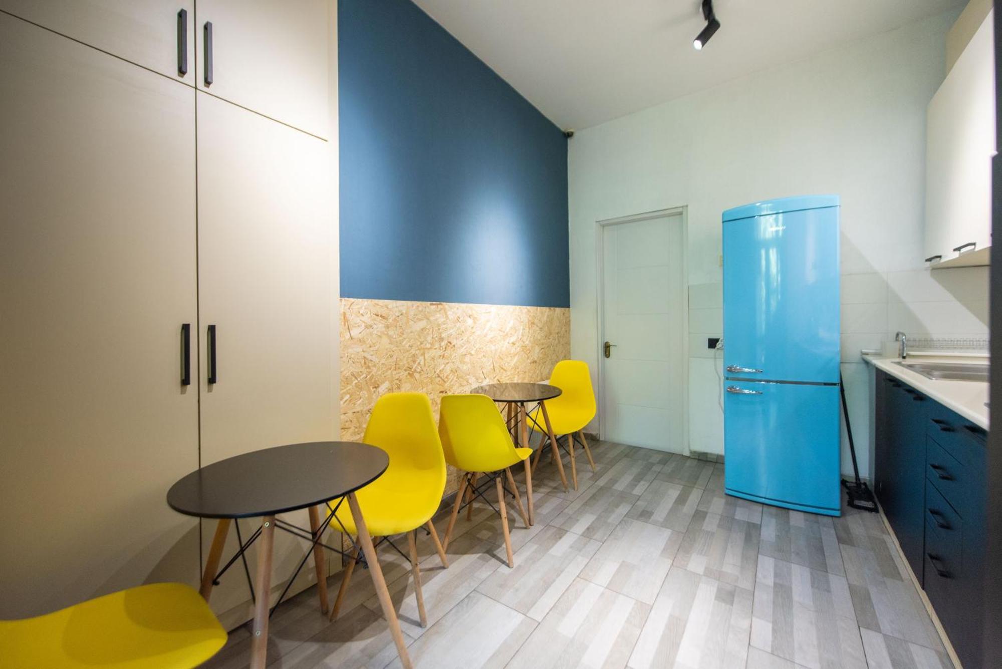 Gallery Hostel Tbilisi Exterior photo